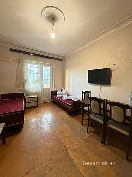 Satılır 1 otaqlı köhnə tikili 50 m²