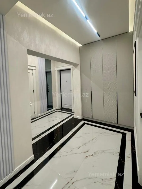Satılır 3 otaqlı yeni tikili 101 m²