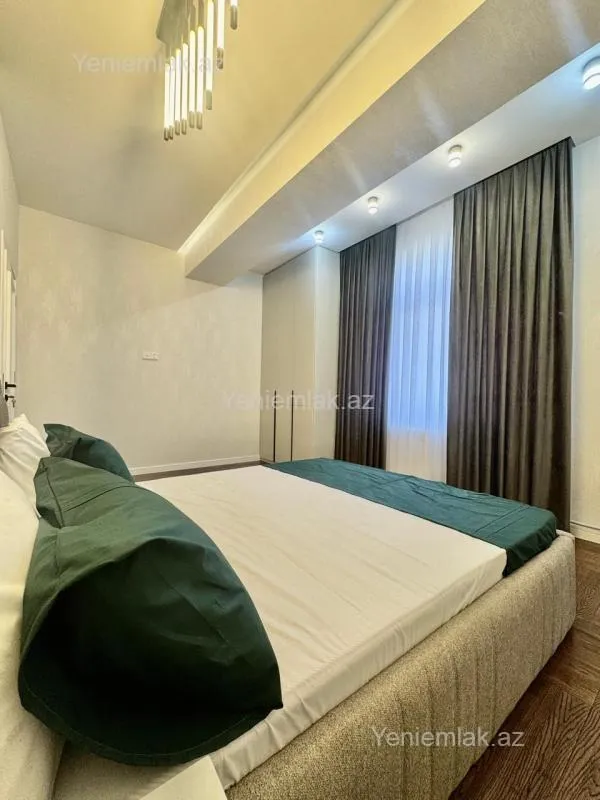 Satılır 3 otaqlı yeni tikili 101 m²