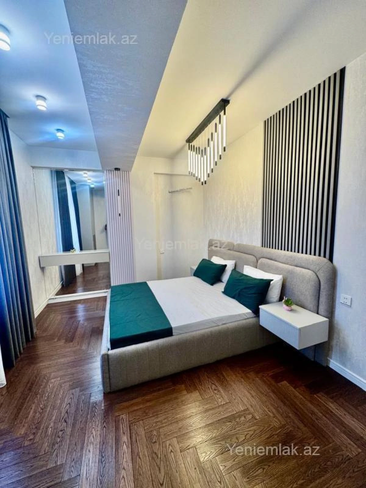 Satılır 3 otaqlı yeni tikili 101 m²