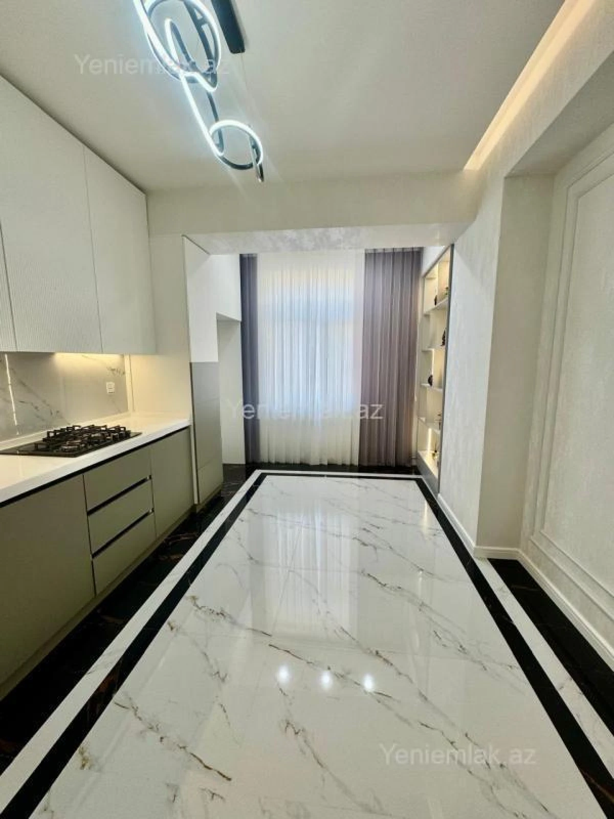 Satılır 3 otaqlı yeni tikili 101 m²