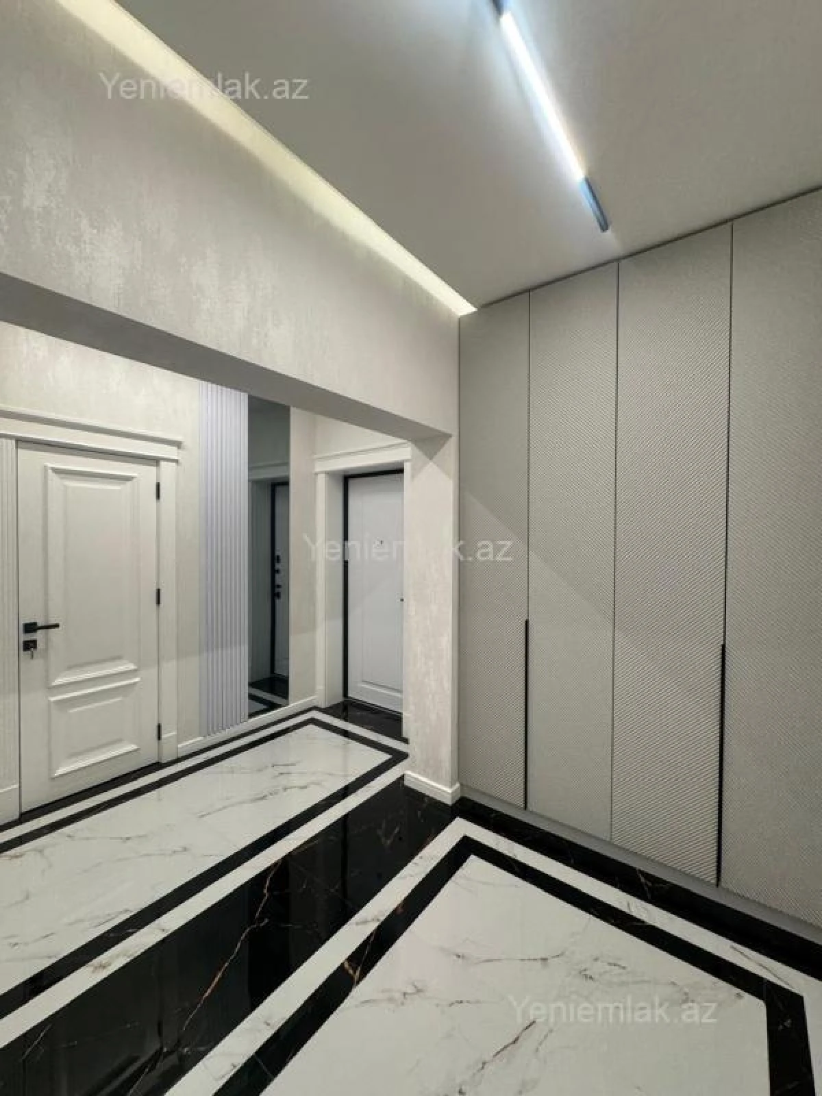 Satılır 3 otaqlı yeni tikili 101 m²