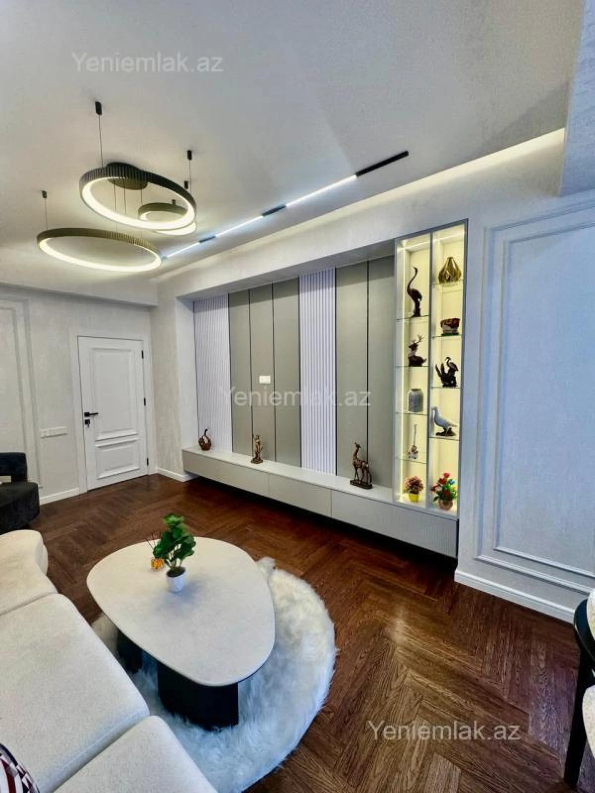 Satılır 3 otaqlı yeni tikili 101 m²