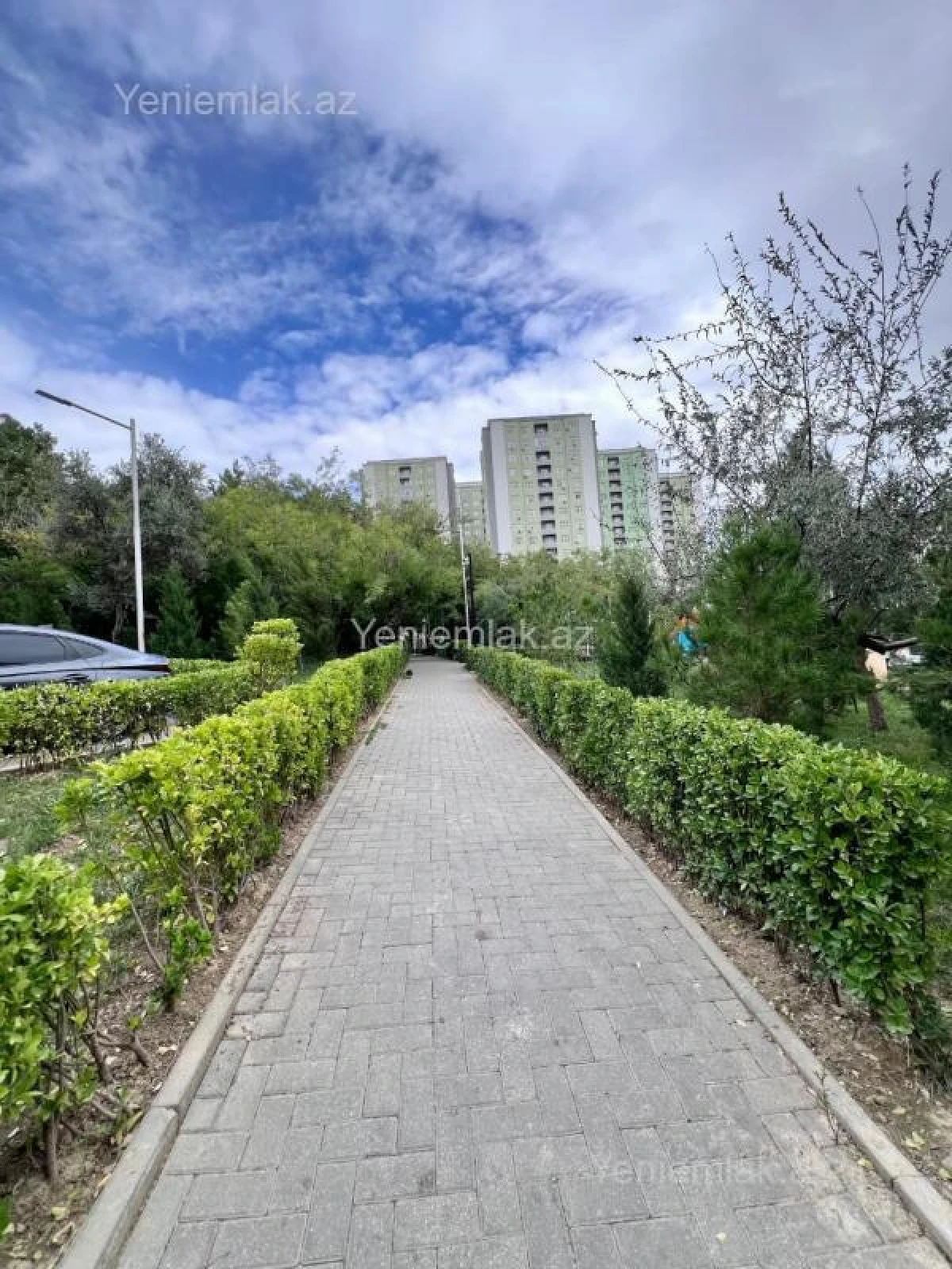 Satılır 2 otaqlı köhnə tikili 60 m²