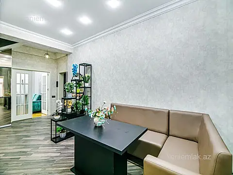 Satılır 7 otaqlı yeni tikili 210 m²