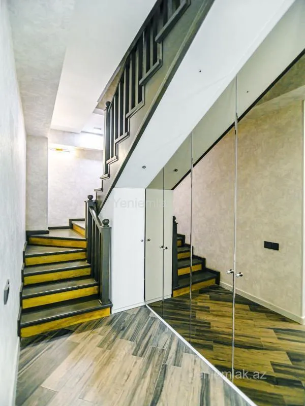 Satılır 7 otaqlı yeni tikili 210 m²