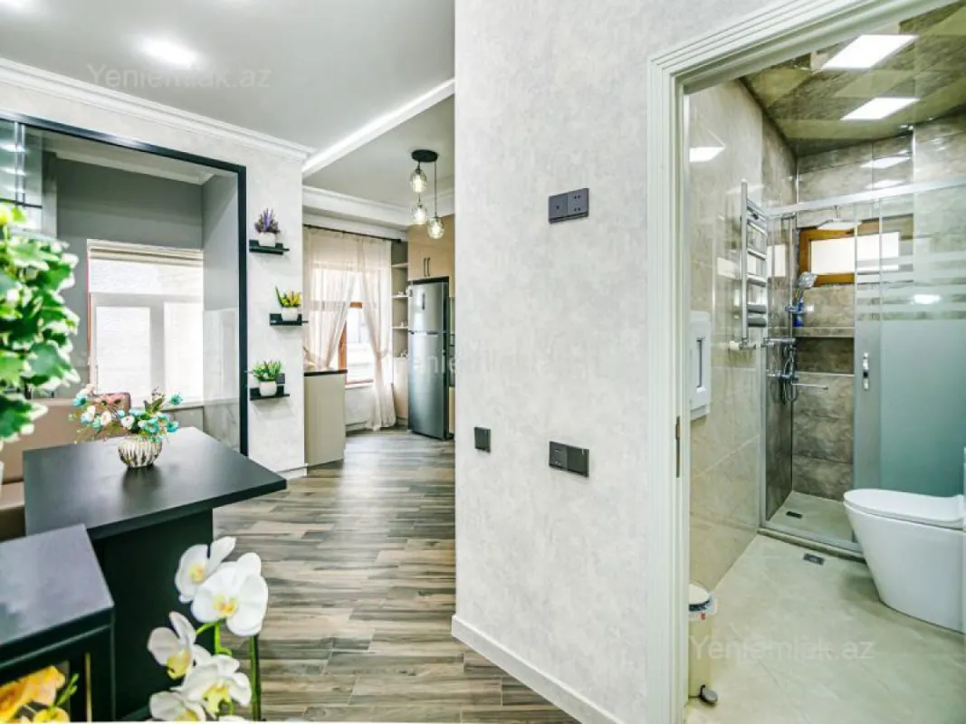 Satılır 7 otaqlı yeni tikili 210 m²