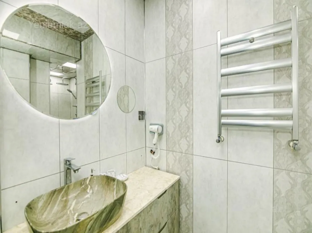 Satılır 7 otaqlı yeni tikili 210 m²