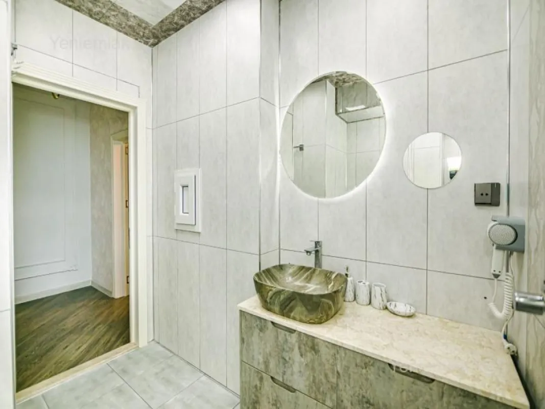 Satılır 7 otaqlı yeni tikili 210 m²