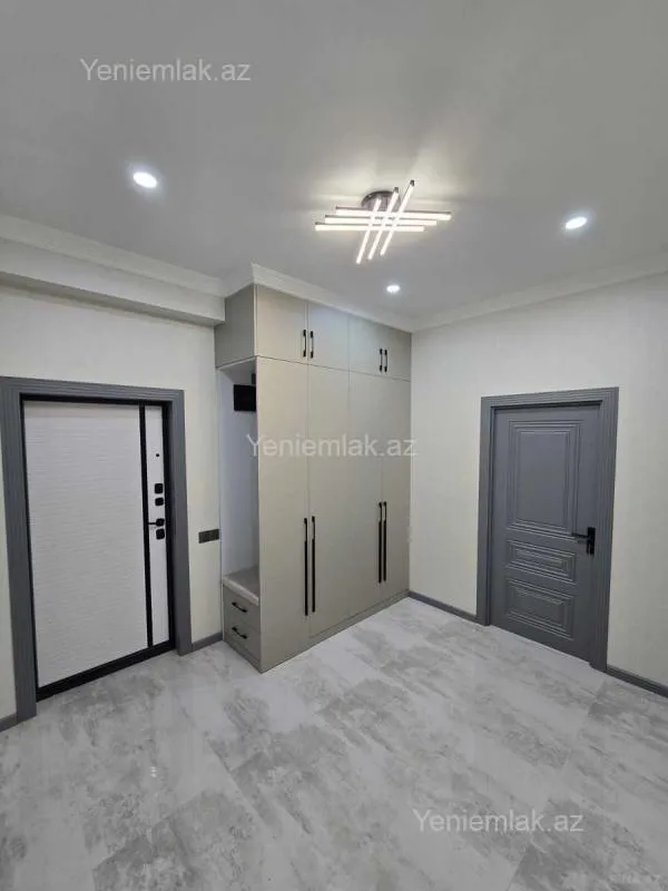 Satılır 2 otaqlı yeni tikili 90 m²