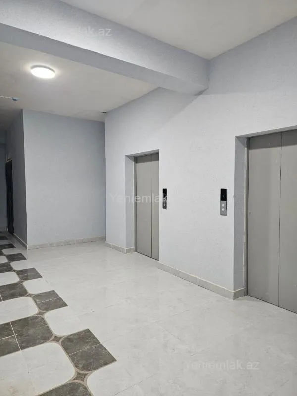 Satılır 3 otaqlı yeni tikili 105 m²