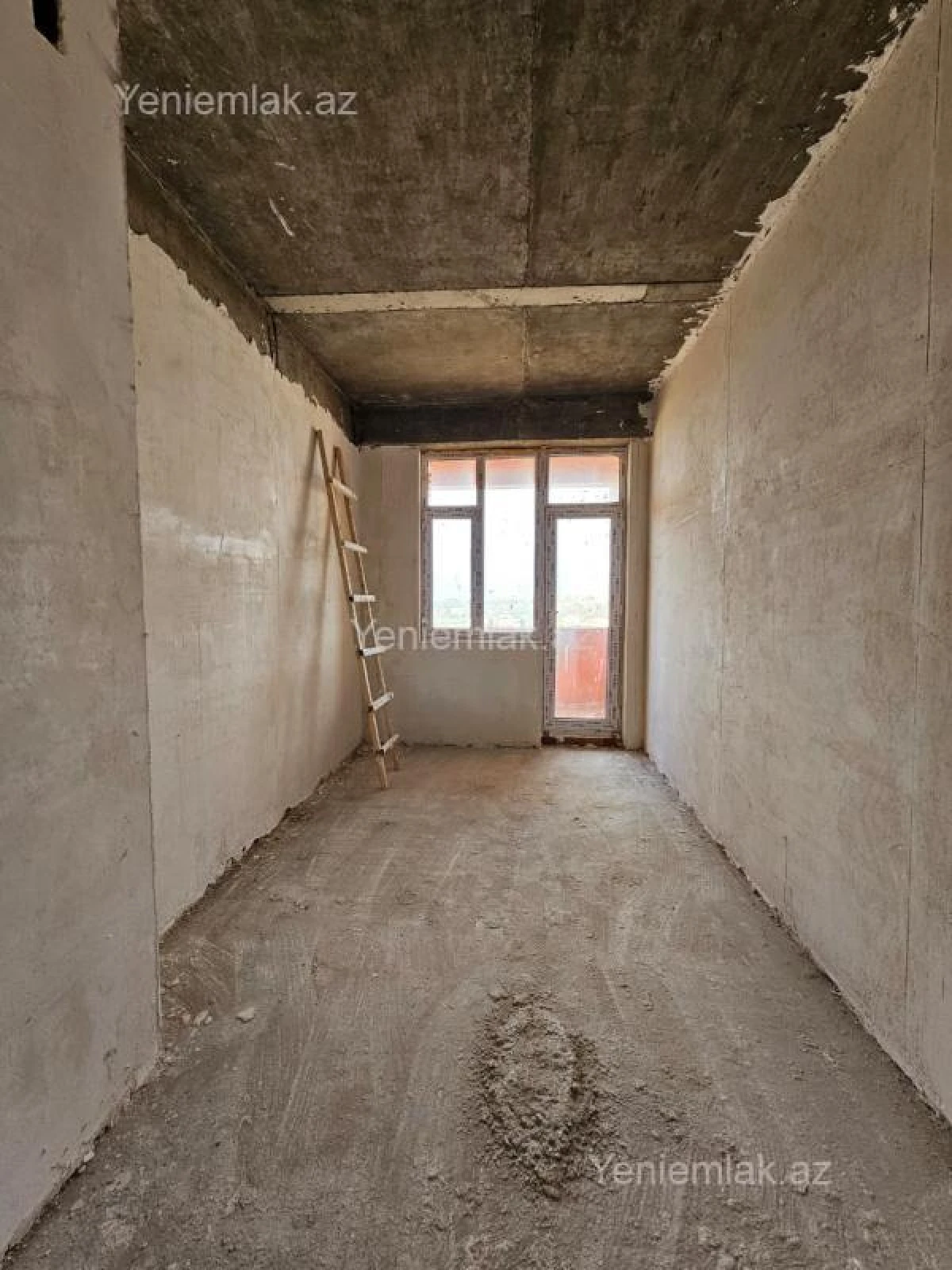 Satılır 3 otaqlı yeni tikili 105 m²