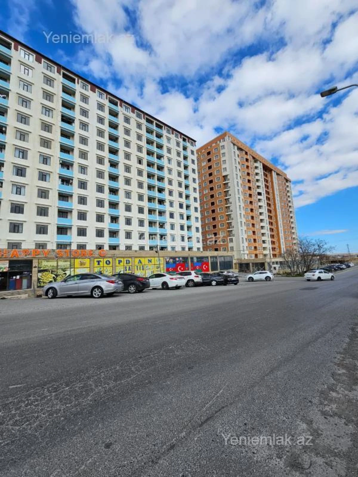 Satılır 3 otaqlı yeni tikili 105 m²