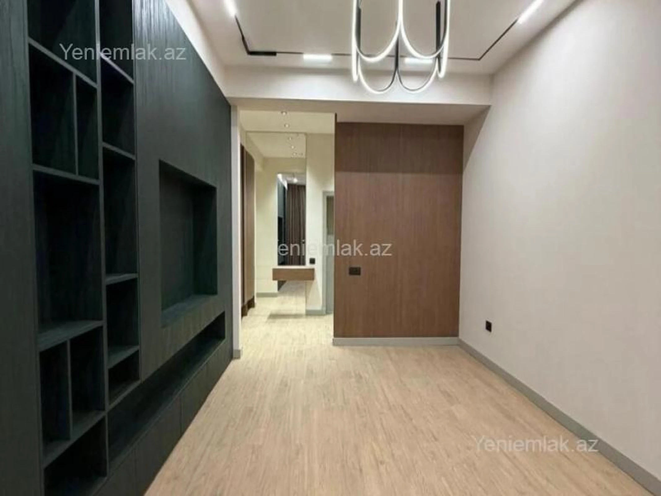 Satılır 3 otaqlı yeni tikili 140 m²