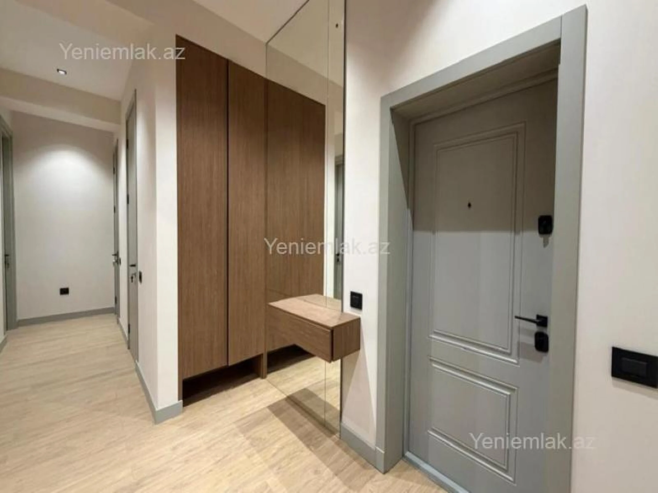 Satılır 3 otaqlı yeni tikili 140 m²