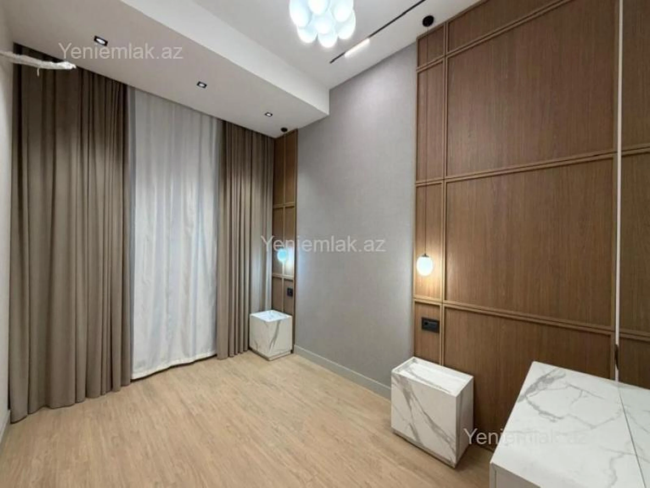 Satılır 3 otaqlı yeni tikili 140 m²