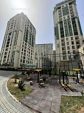 Satılır 3 otaqlı yeni tikili 140 m²