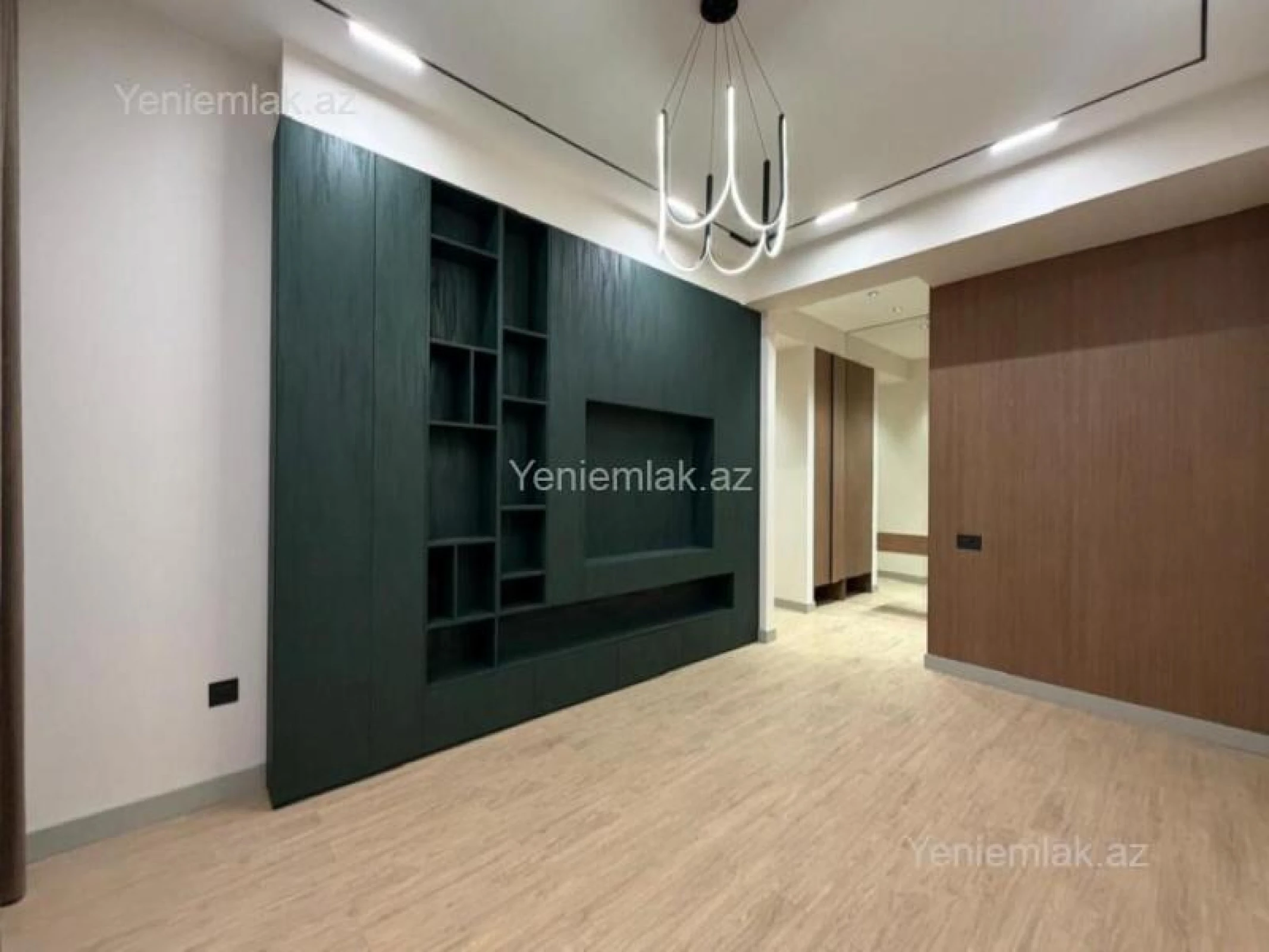 Satılır 3 otaqlı yeni tikili 140 m²