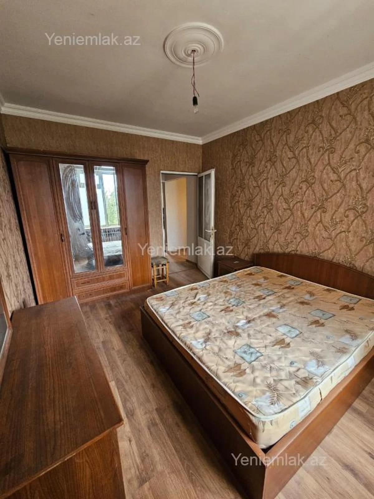 Satılır 3 otaqlı köhnə tikili 85 m²