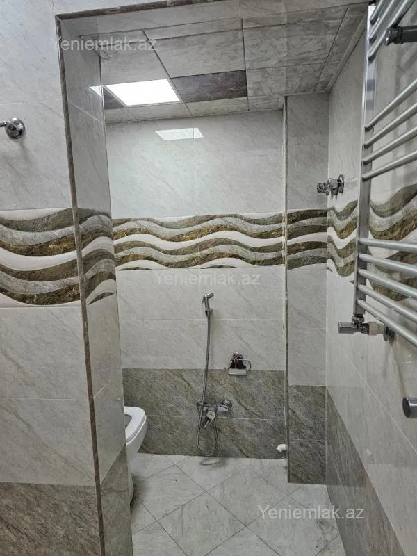 Satılır 3 otaqlı köhnə tikili 85 m²