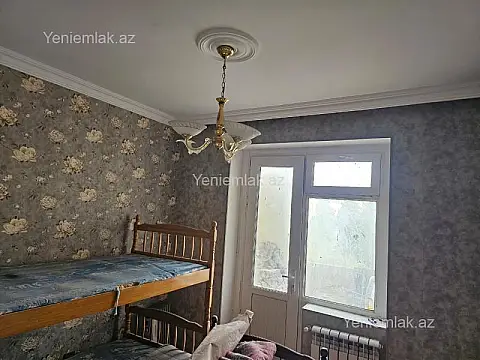 Satılır 3 otaqlı köhnə tikili 85 m²