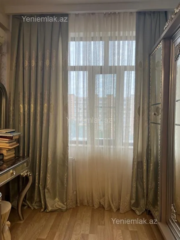 Satılır 3 otaqlı yeni tikili 105 m²