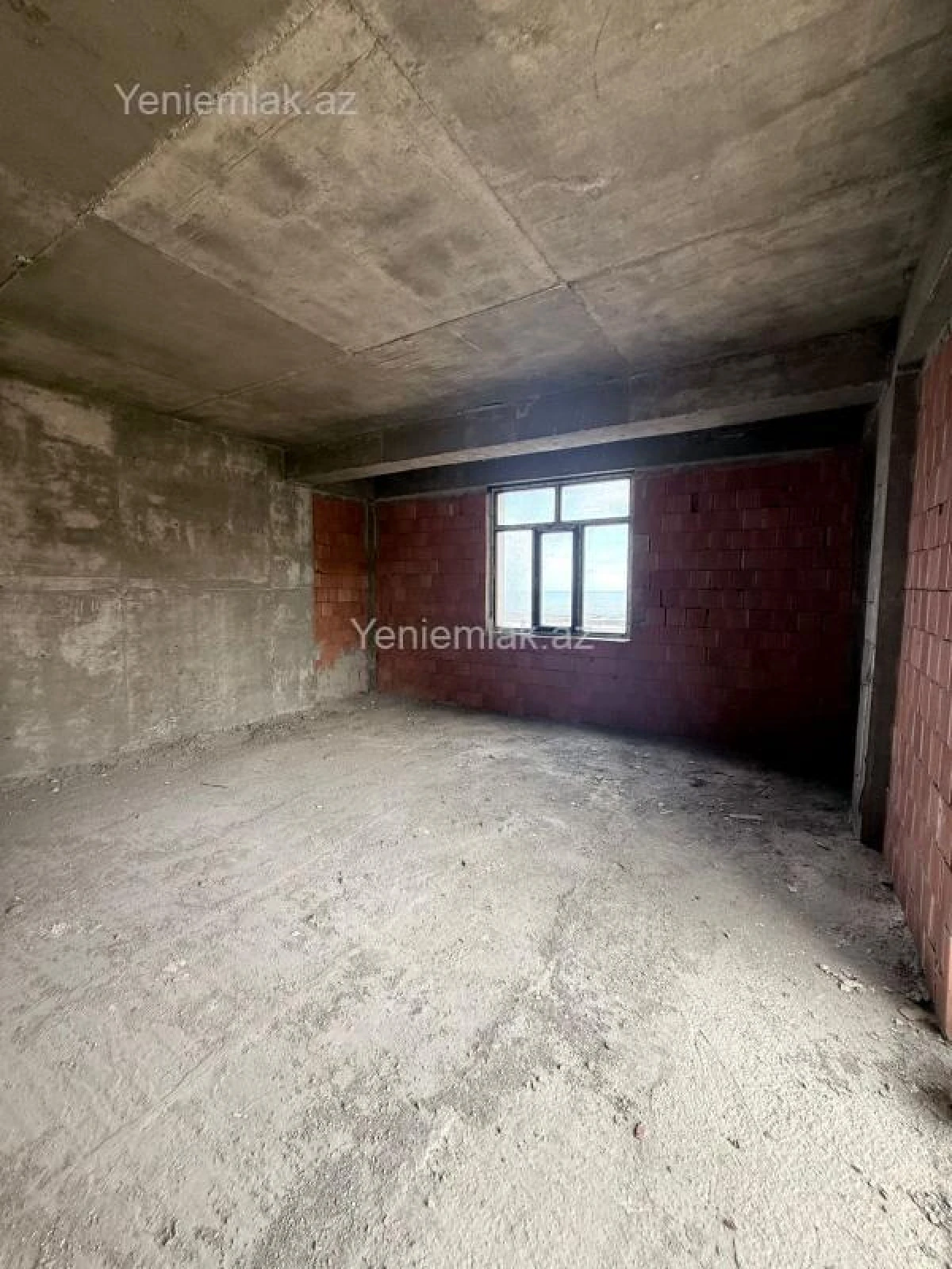 Satılır 3 otaqlı yeni tikili 116.5 m²