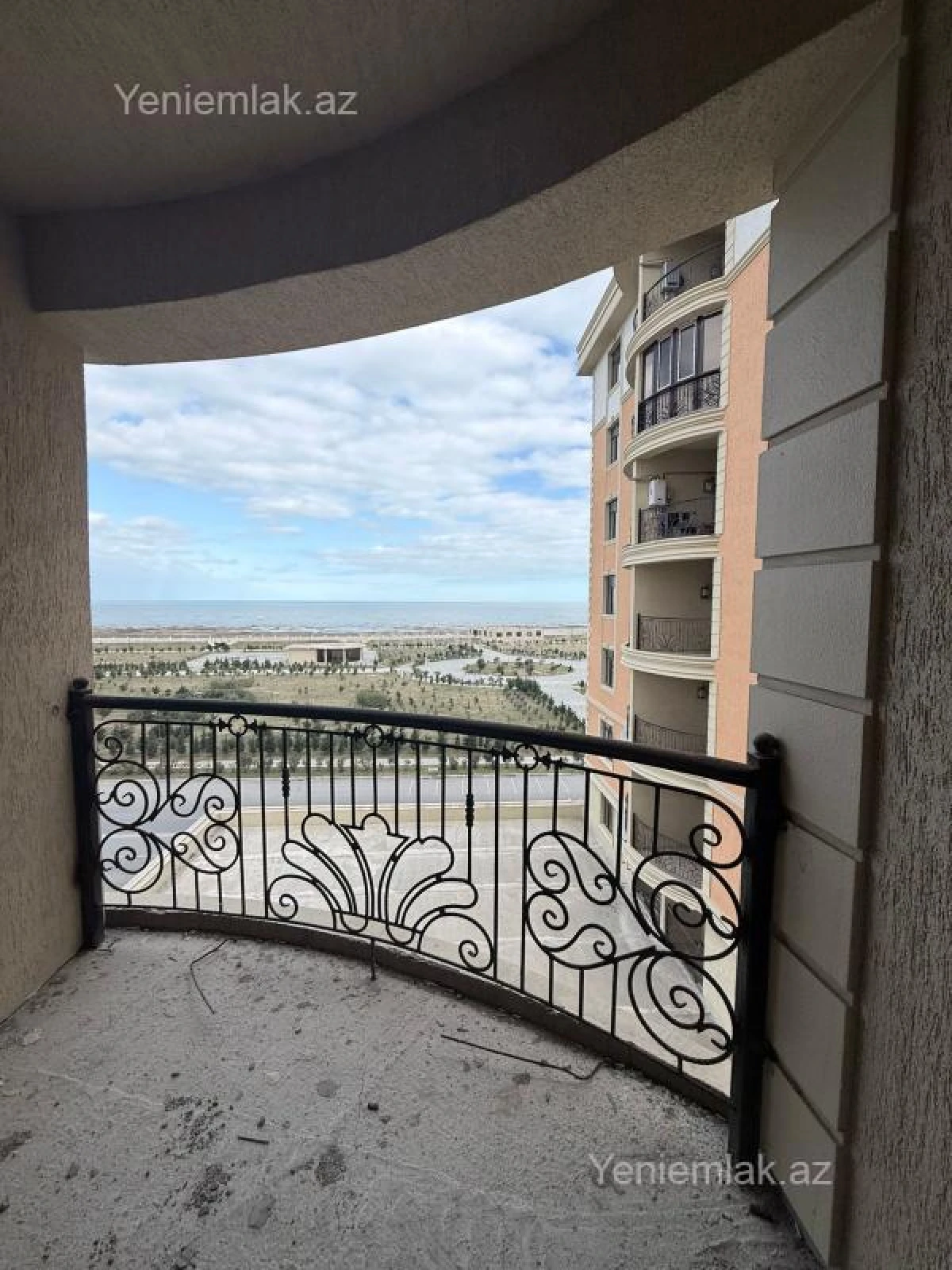 Satılır 3 otaqlı yeni tikili 116.5 m²