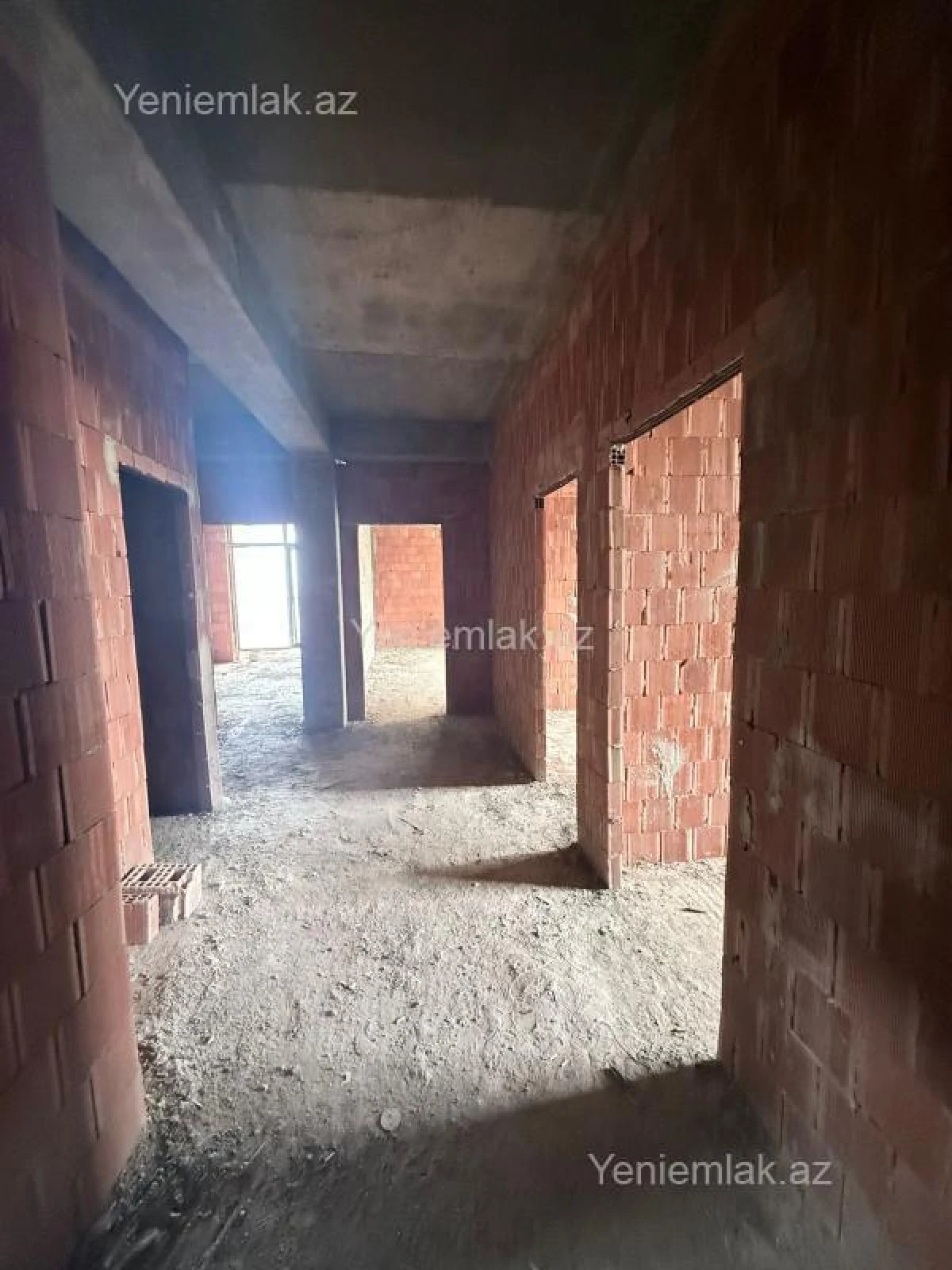 Satılır 3 otaqlı yeni tikili 116.5 m²