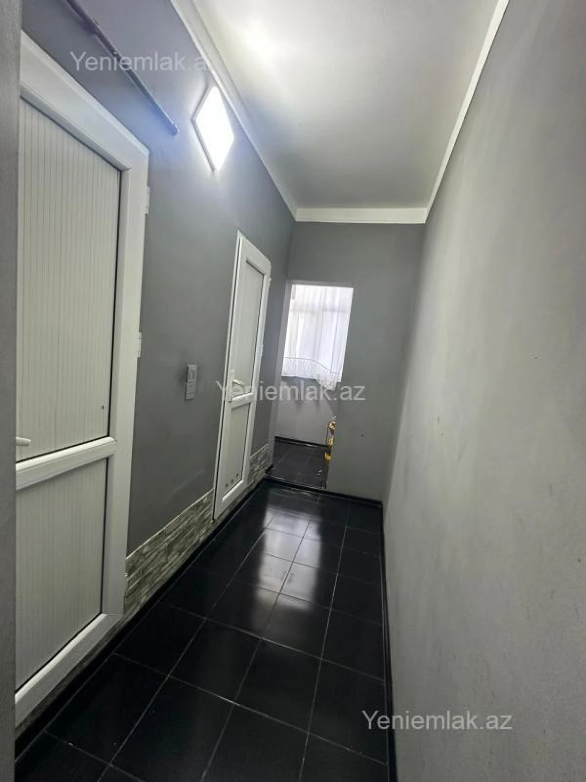 Satılır 3 otaqlı köhnə tikili 68 m²