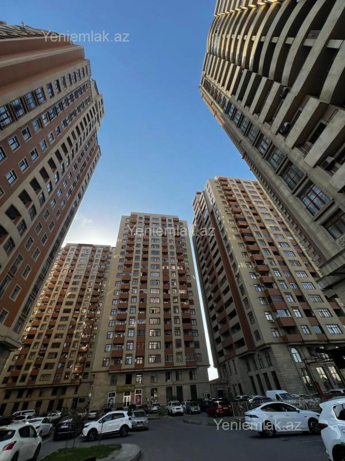 Satılır 4 otaqlı yeni tikili 150 m²