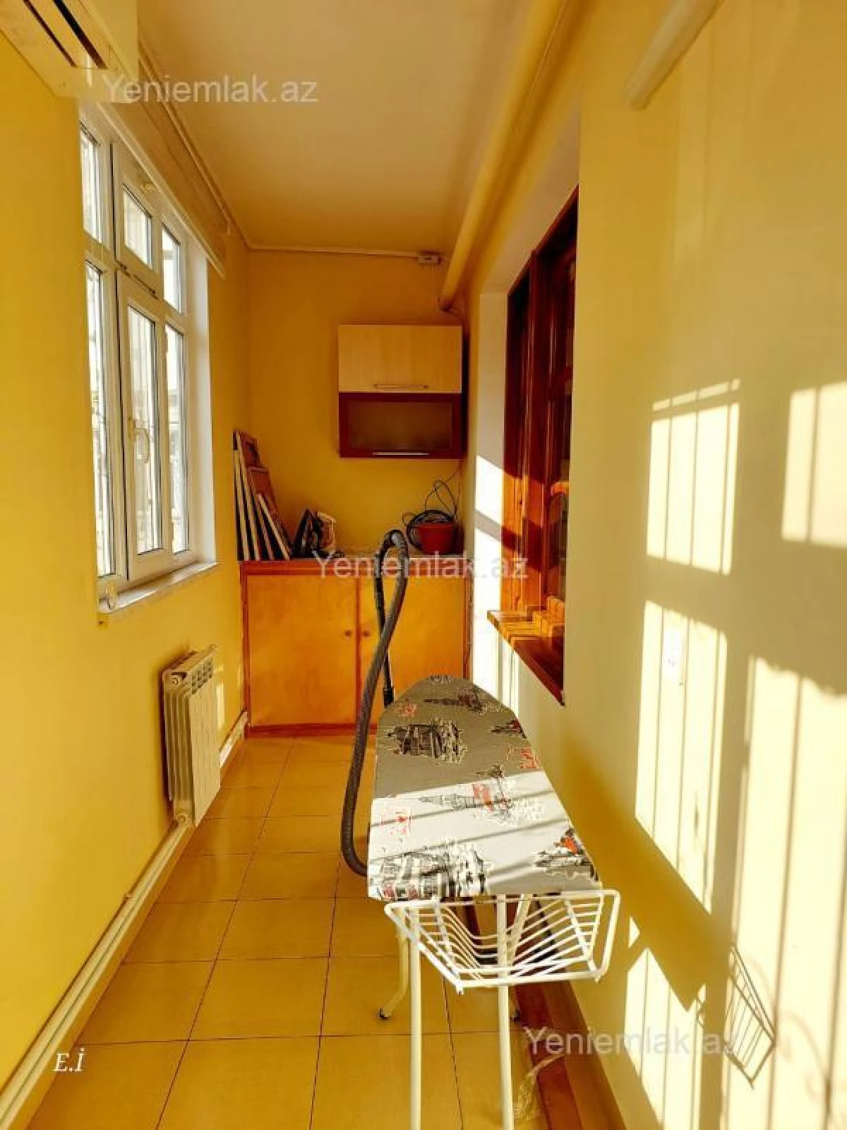 Satılır 3 otaqlı köhnə tikili 72 m²