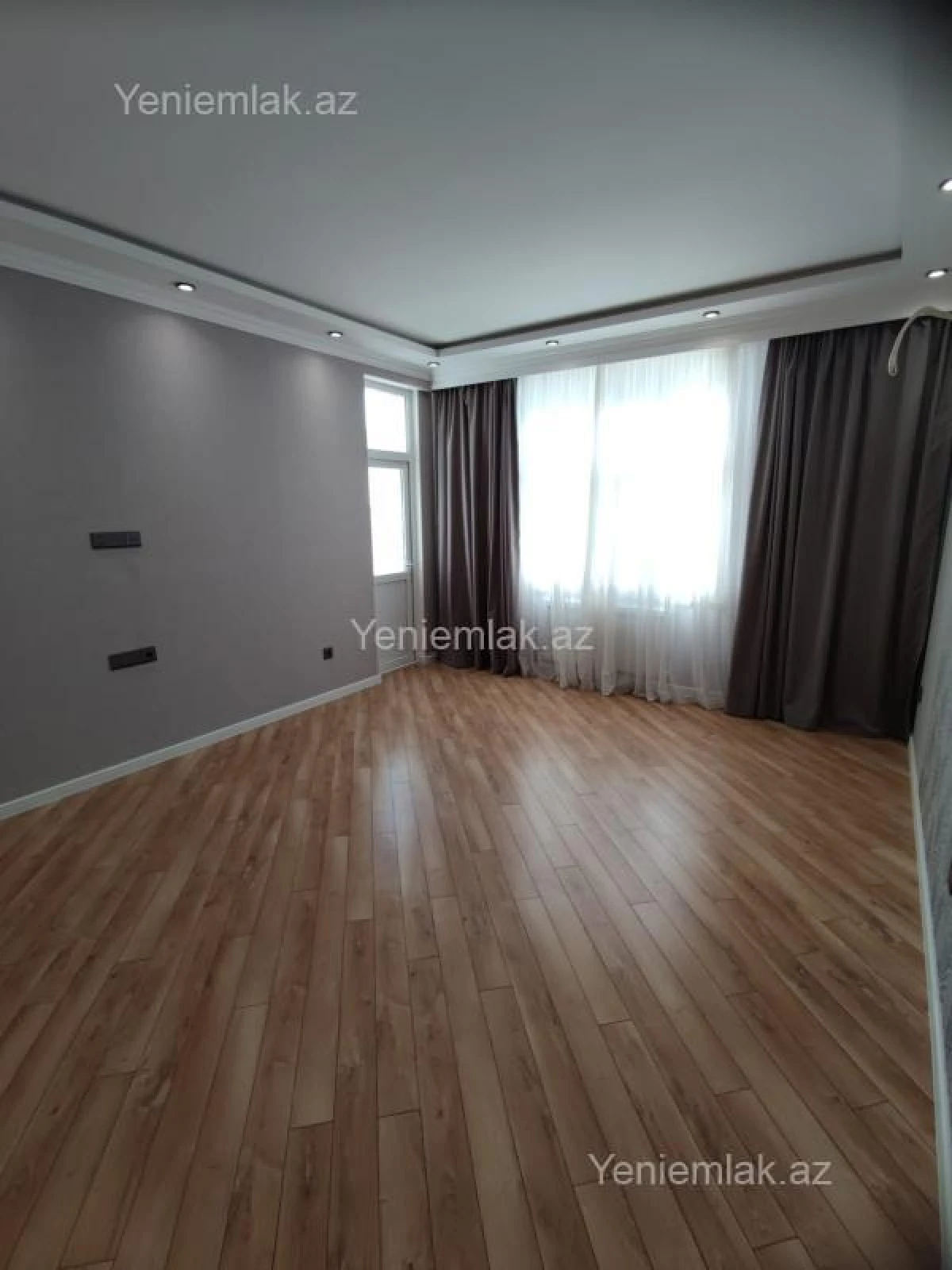 Satılır 3 otaqlı yeni tikili 95 m²