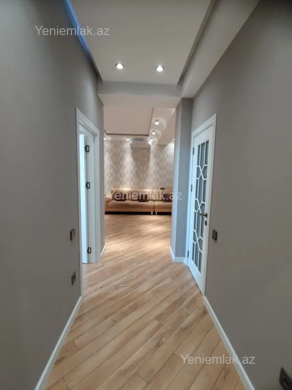 Satılır 3 otaqlı yeni tikili 95 m²