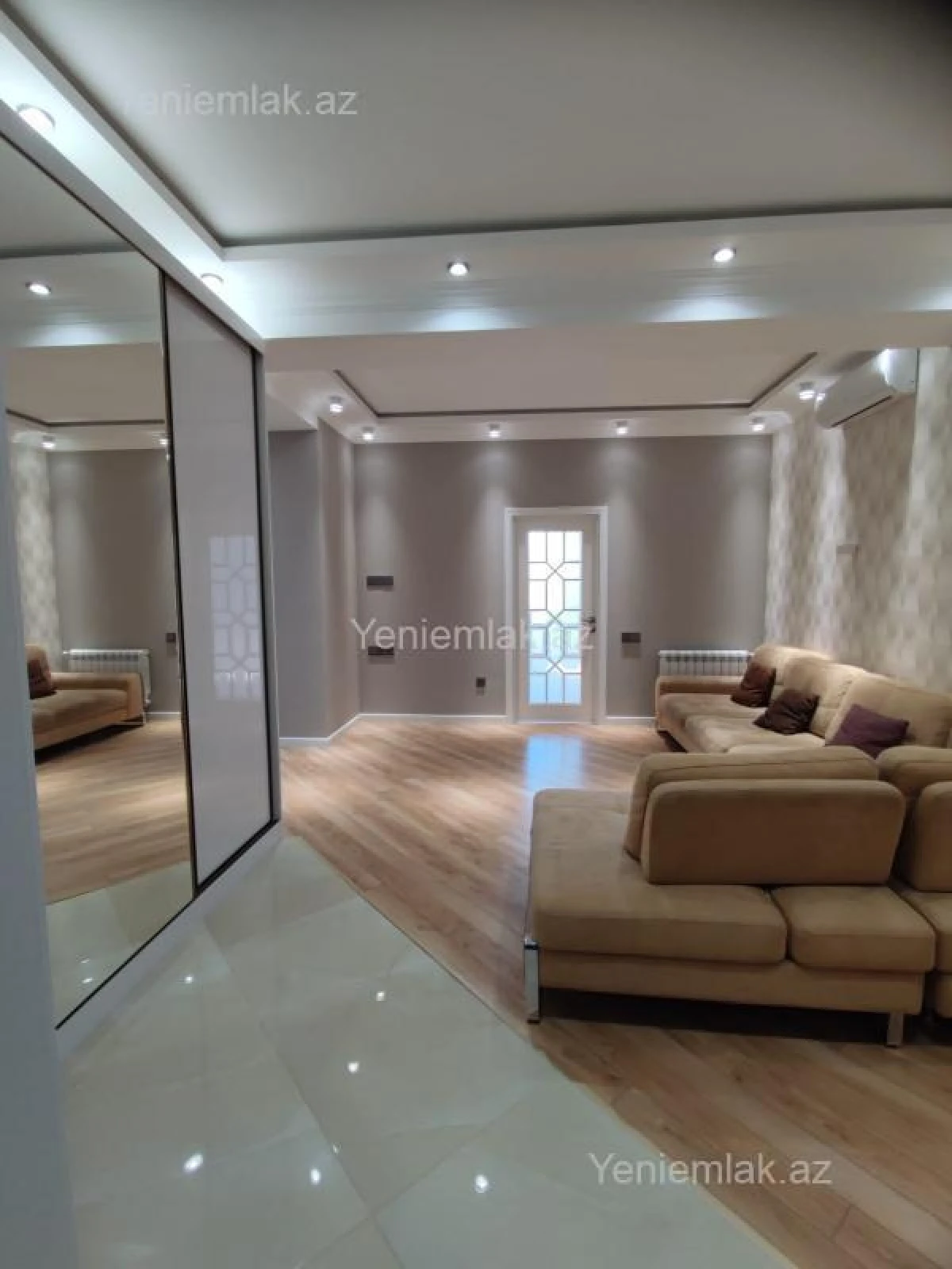 Satılır 3 otaqlı yeni tikili 95 m²