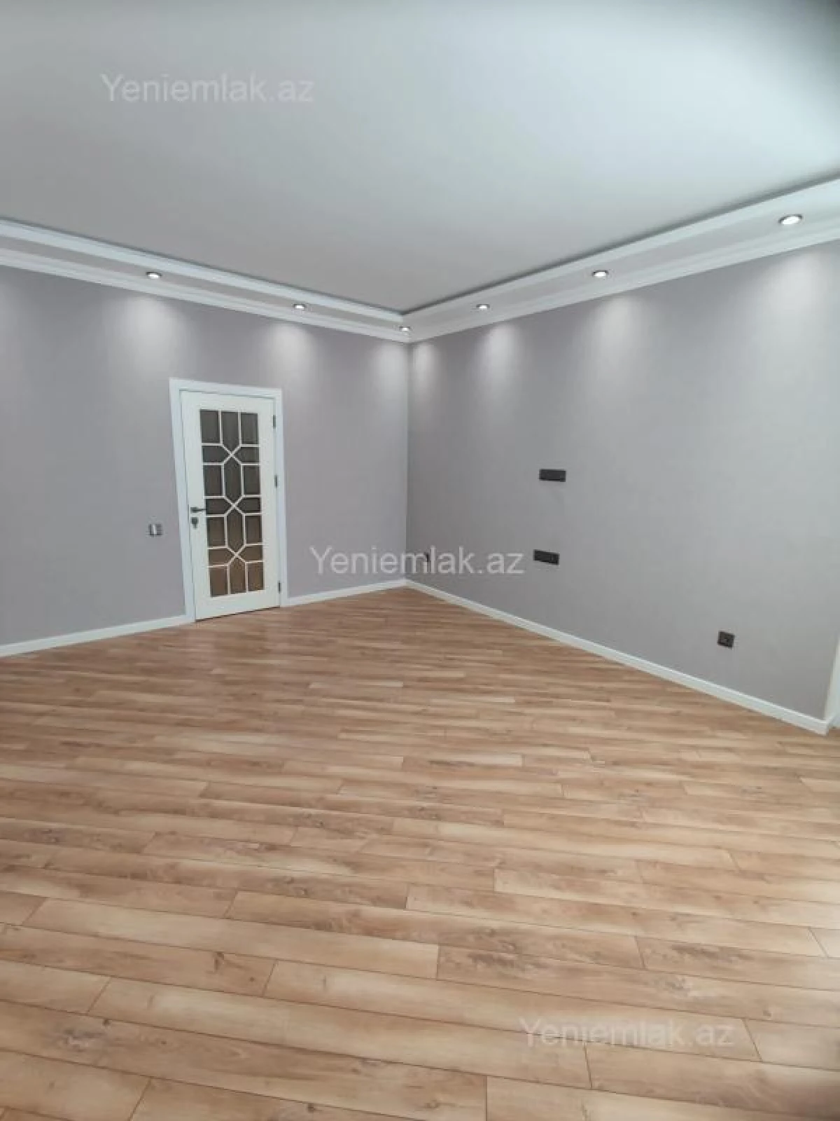 Satılır 3 otaqlı yeni tikili 95 m²