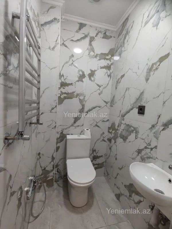 Satılır 3 otaqlı yeni tikili 95 m²