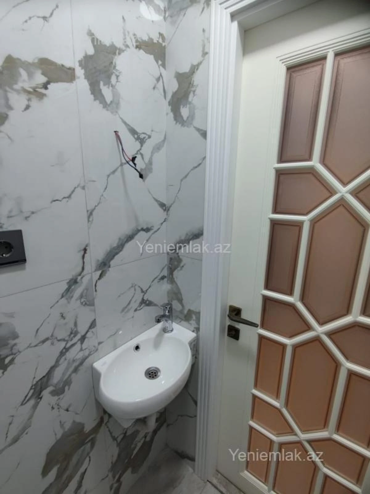 Satılır 3 otaqlı yeni tikili 95 m²