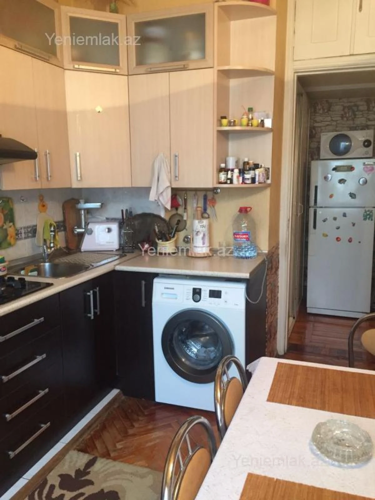 Satılır 2 otaqlı köhnə tikili 55 m²