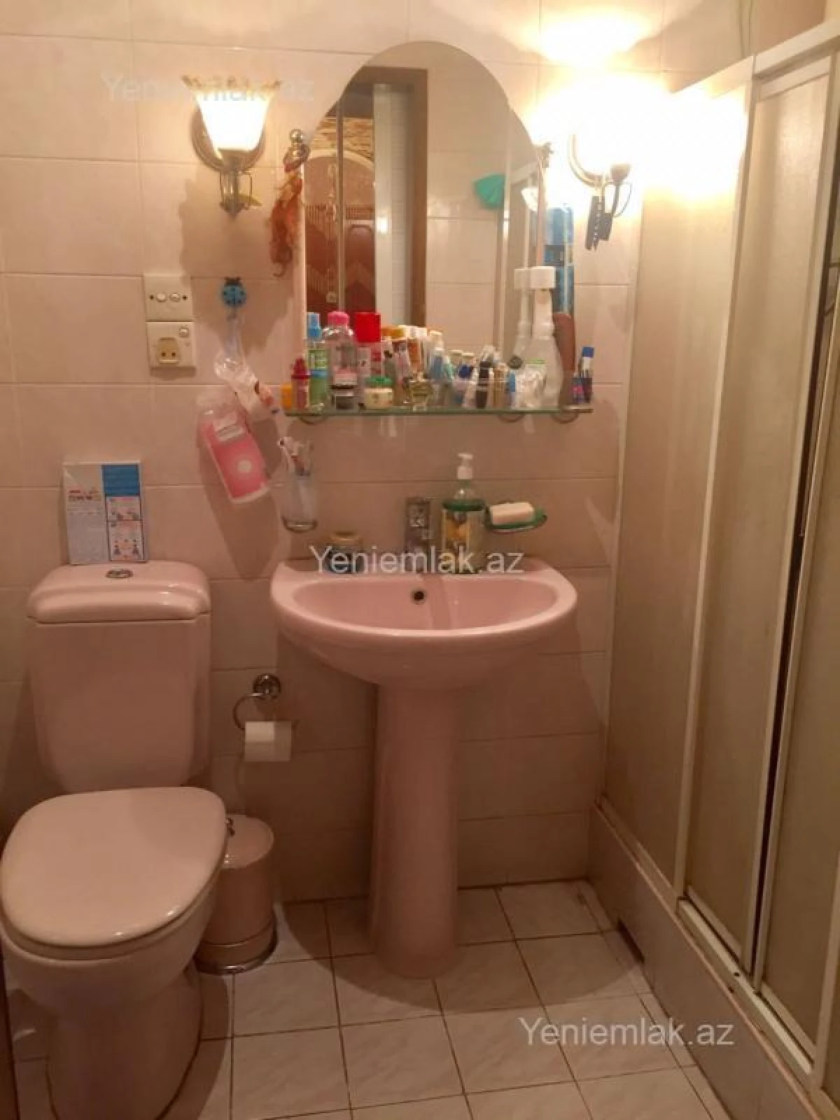 Satılır 2 otaqlı köhnə tikili 55 m²