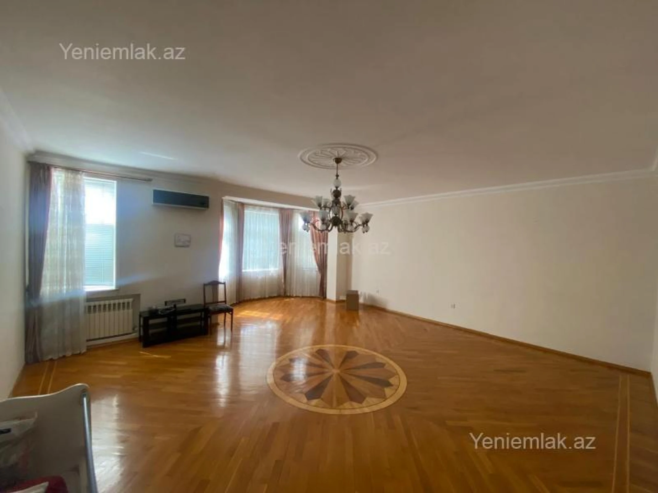 Satılır 4 otaqlı yeni tikili 165 m²