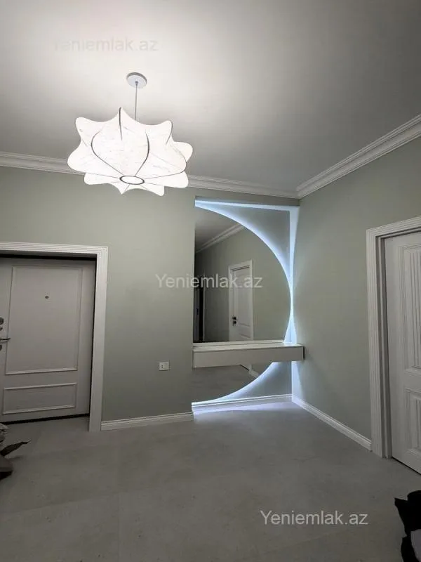 Satılır 3 otaqlı yeni tikili 117 m²