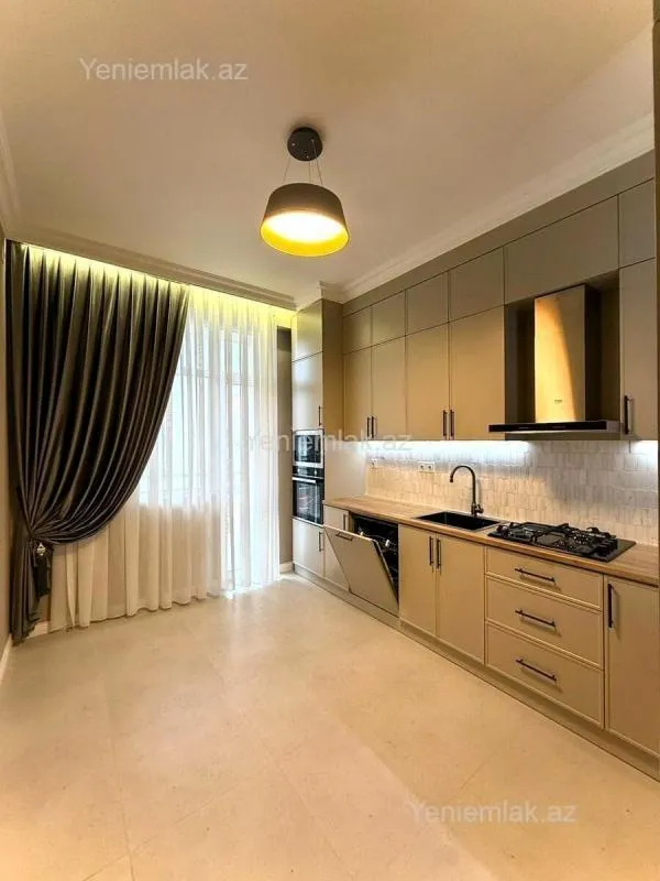 Satılır 3 otaqlı yeni tikili 117 m²
