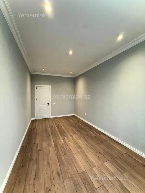 Satılır 3 otaqlı yeni tikili 117 m²