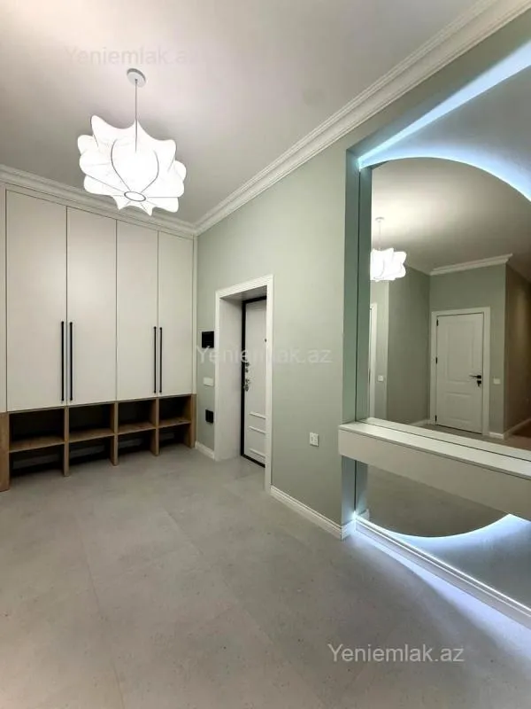 Satılır 3 otaqlı yeni tikili 117 m²