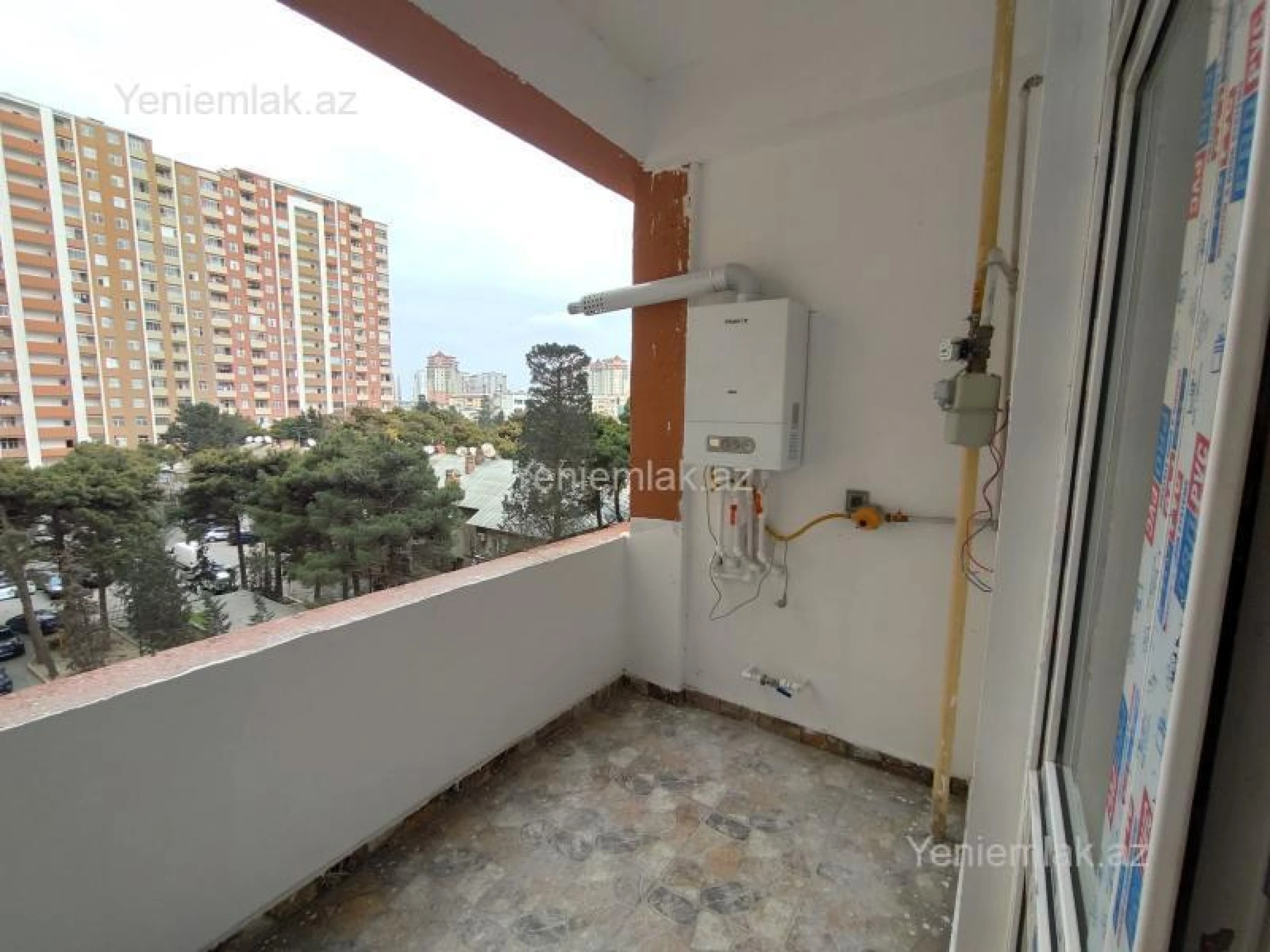 Satılır 3 otaqlı yeni tikili 115 m²
