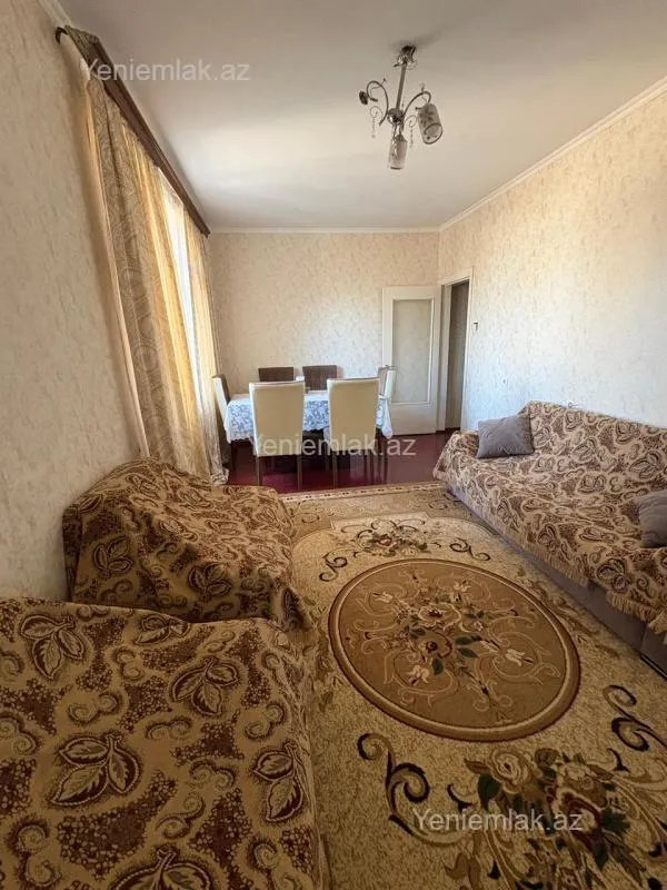 Satılır 1 otaqlı köhnə tikili 47 m²