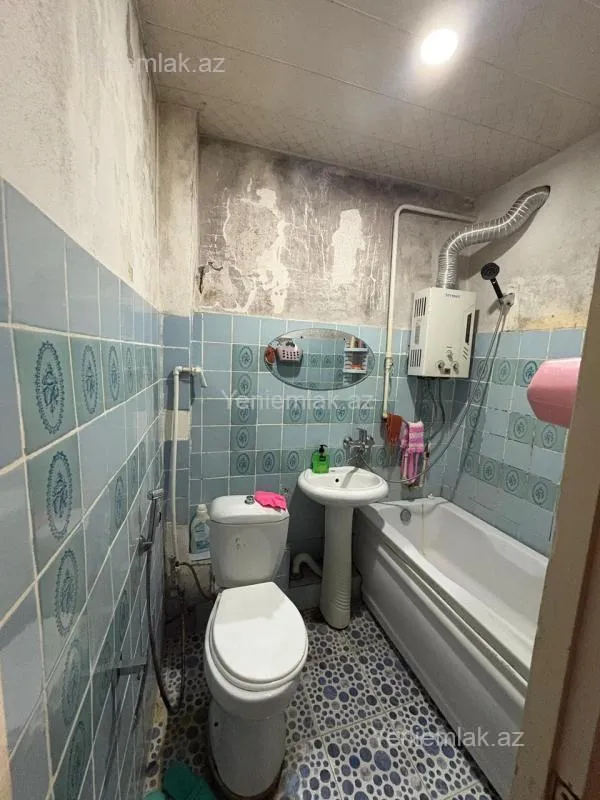 Satılır 1 otaqlı köhnə tikili 47 m²