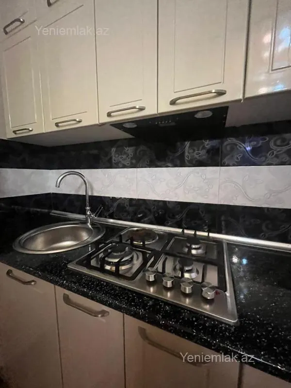 Satılır 1 otaqlı yeni tikili 30 m²