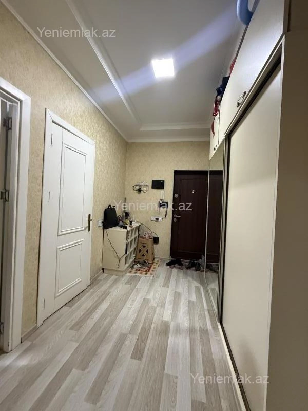 Satılır 2 otaqlı yeni tikili 57 m²